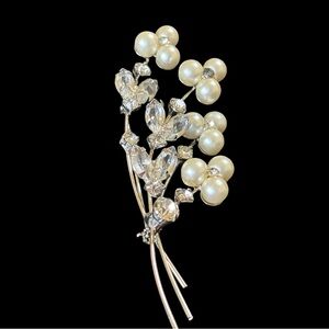 Vintage Brooch Silver Tone Floral Spray